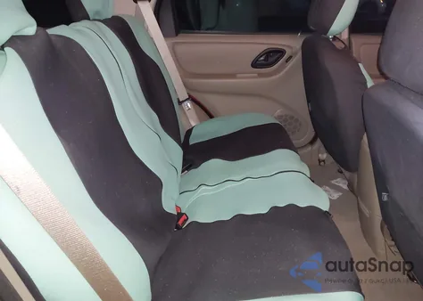 2005 Ford Escape Xls from USA, damaged, VIN 1FMYU02ZX5KD86341